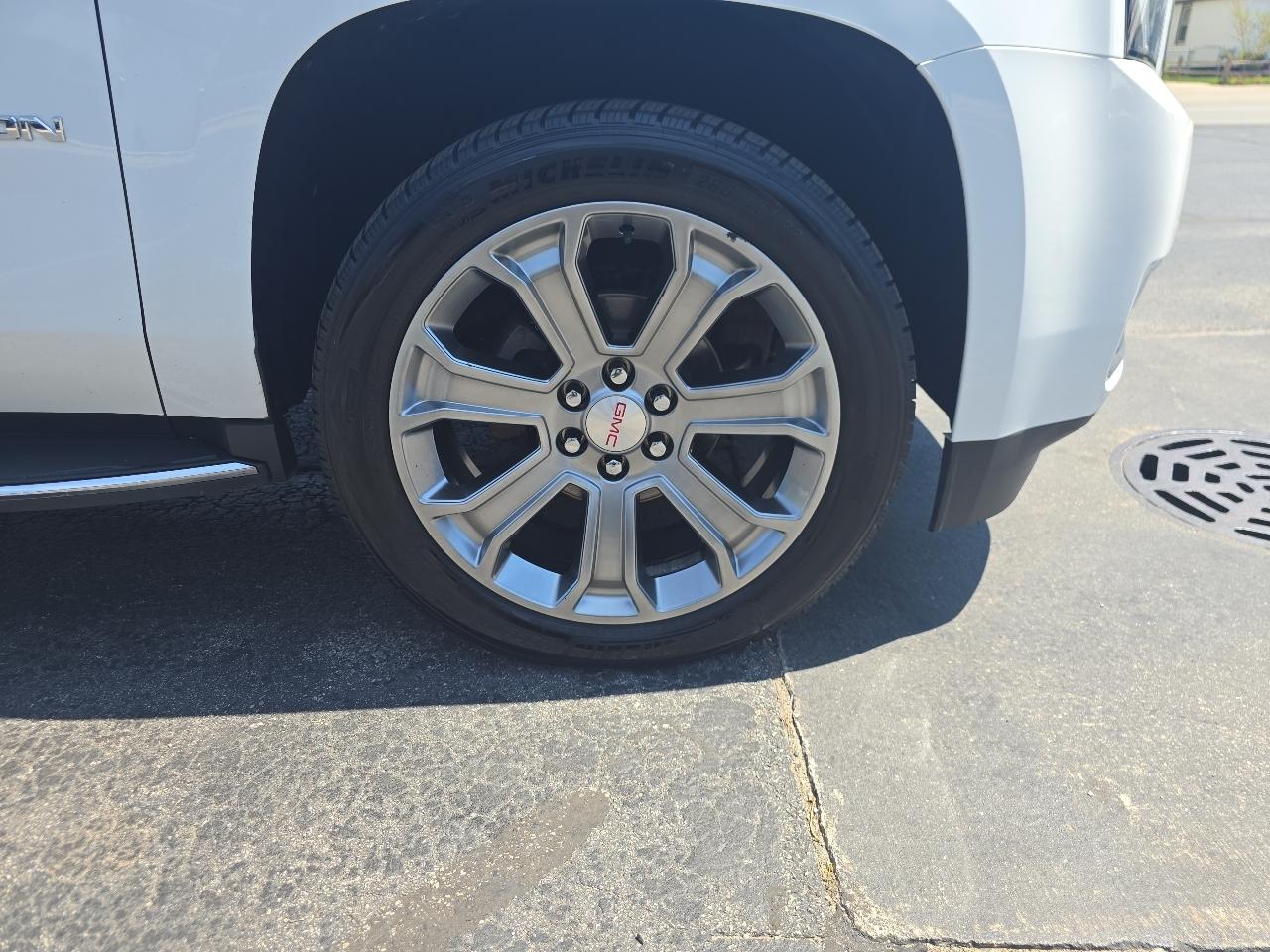 GMC Yukon 4WD 4dr SLE 2016
