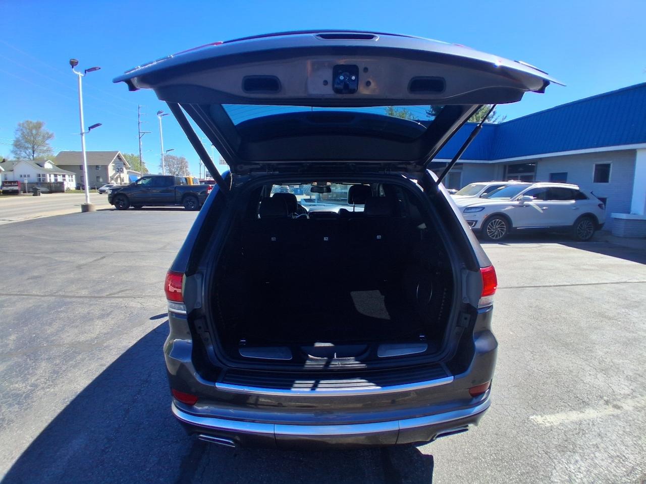 Jeep Grand Cherokee 4WD 4dr Summit 2015