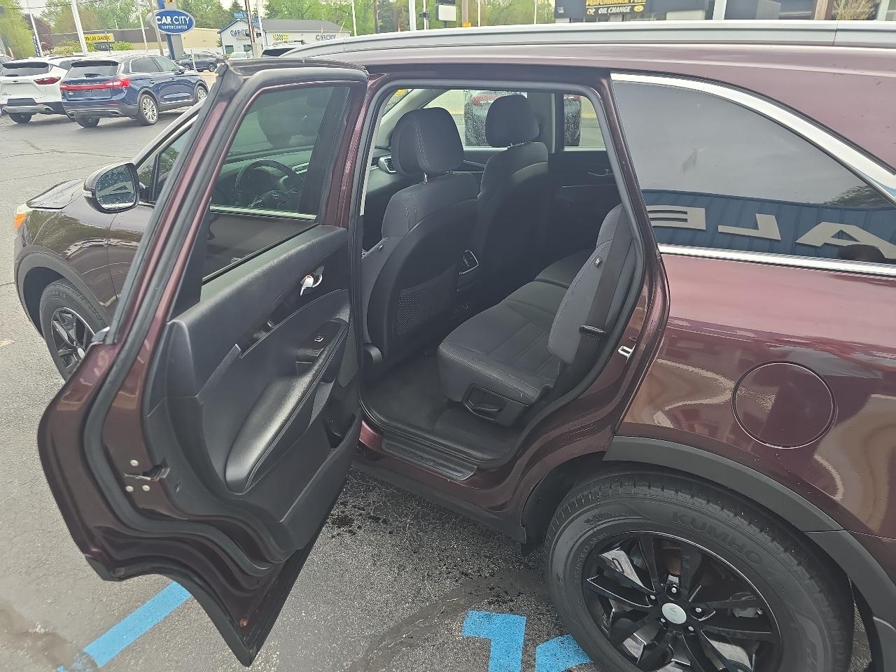 Kia Sorento AWD 4dr 2.4L LX 2016