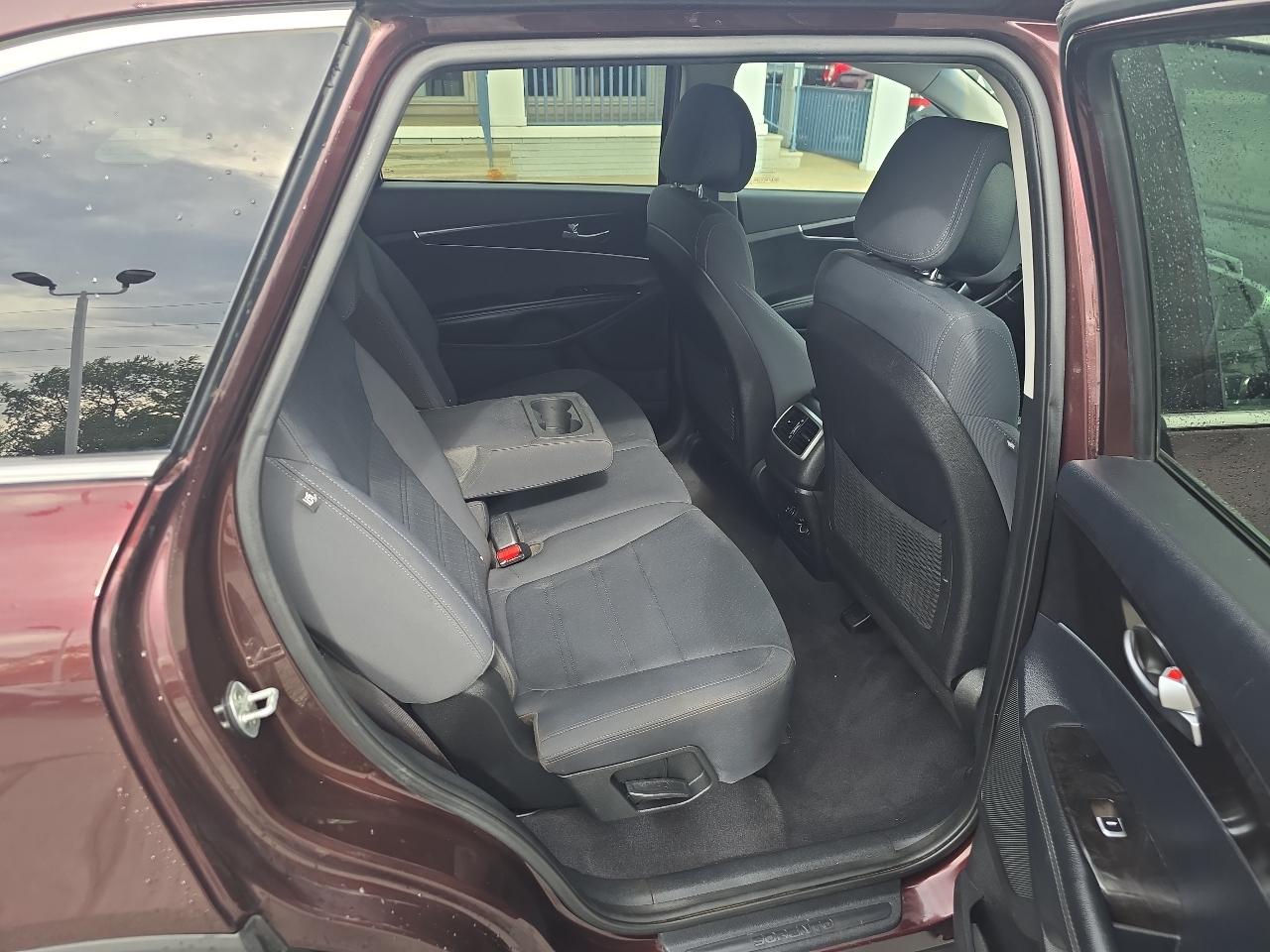 Kia Sorento AWD 4dr 2.4L LX 2016