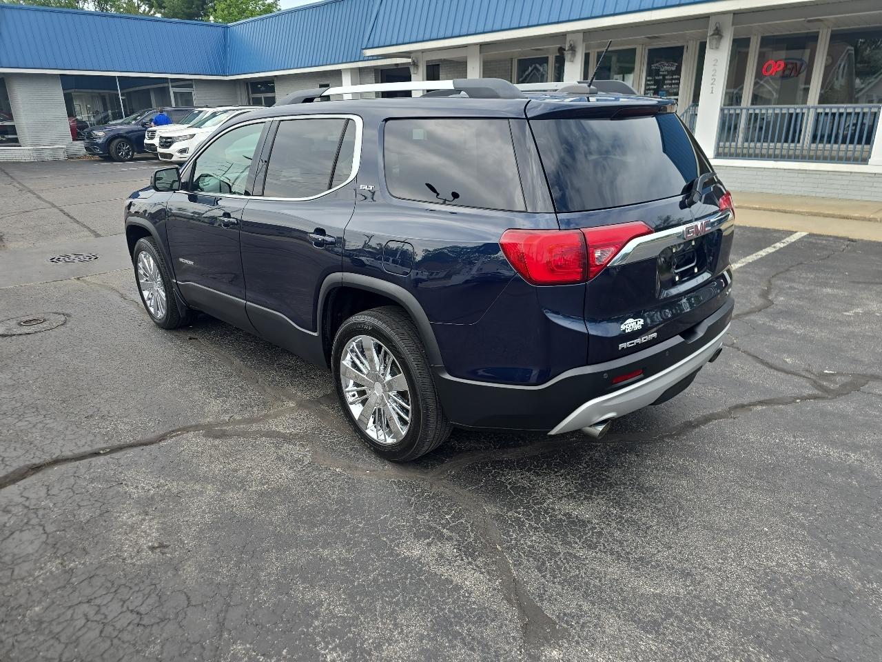 GMC Acadia AWD 4dr SLT w/SLT-2 2017