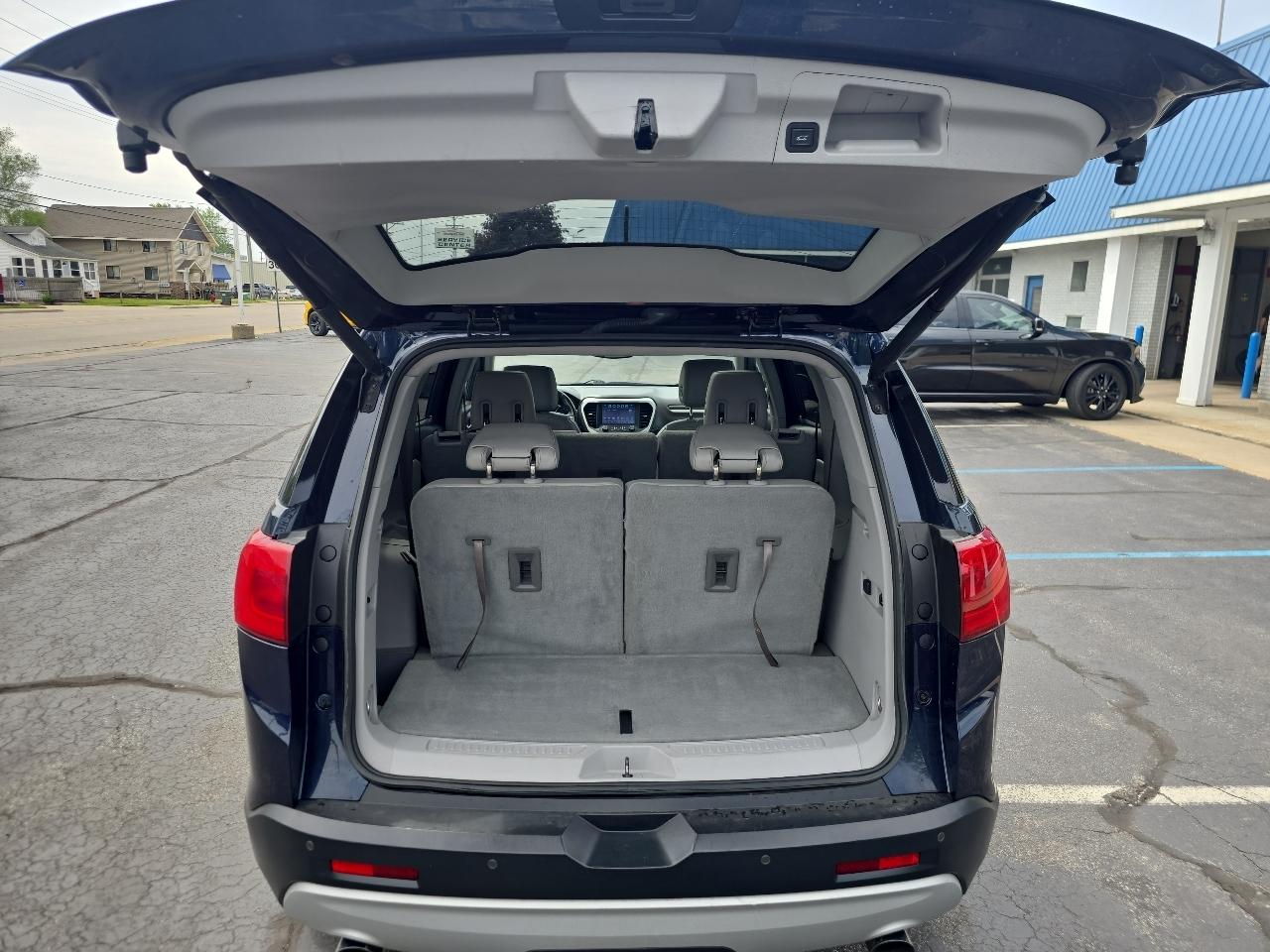 GMC Acadia AWD 4dr SLT w/SLT-2 2017