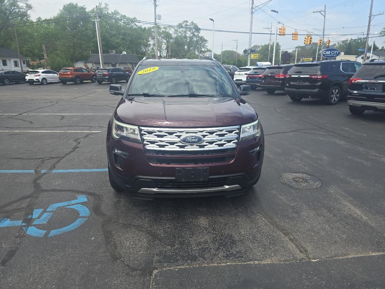Ford Explorer 4dr XLT 4WD 2018
