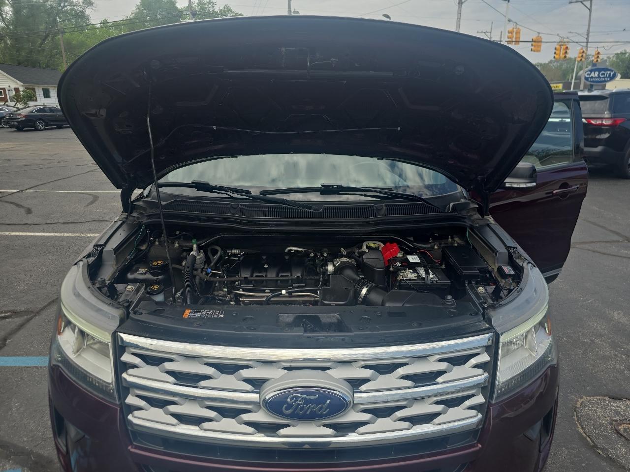 Ford Explorer 4dr XLT 4WD 2018
