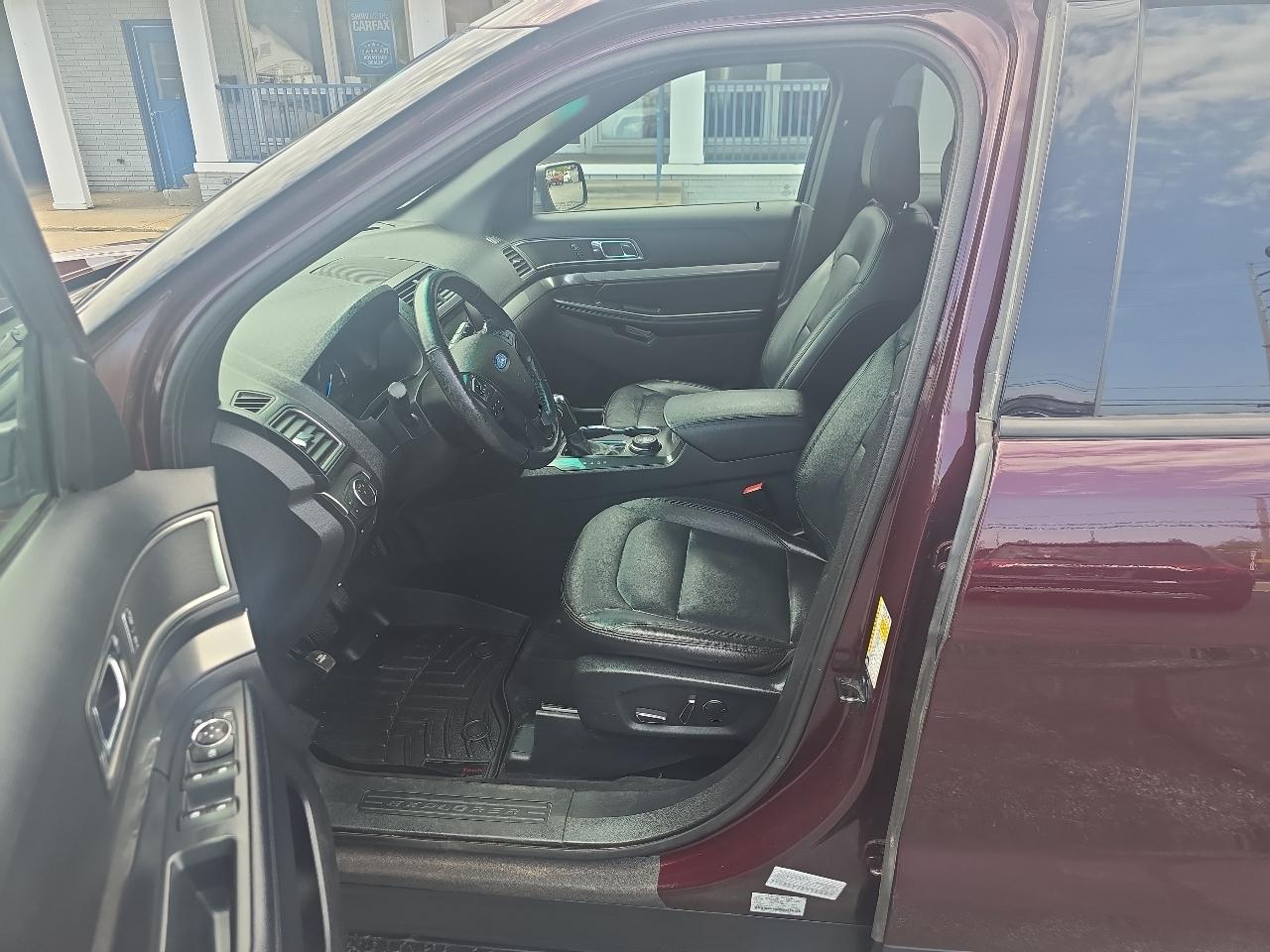 Ford Explorer 4dr XLT 4WD 2018