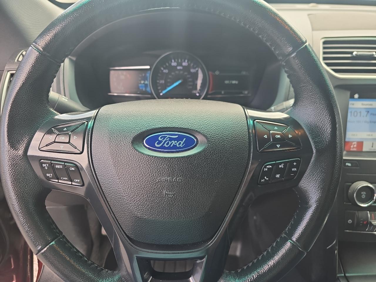 Ford Explorer 4dr XLT 4WD 2018