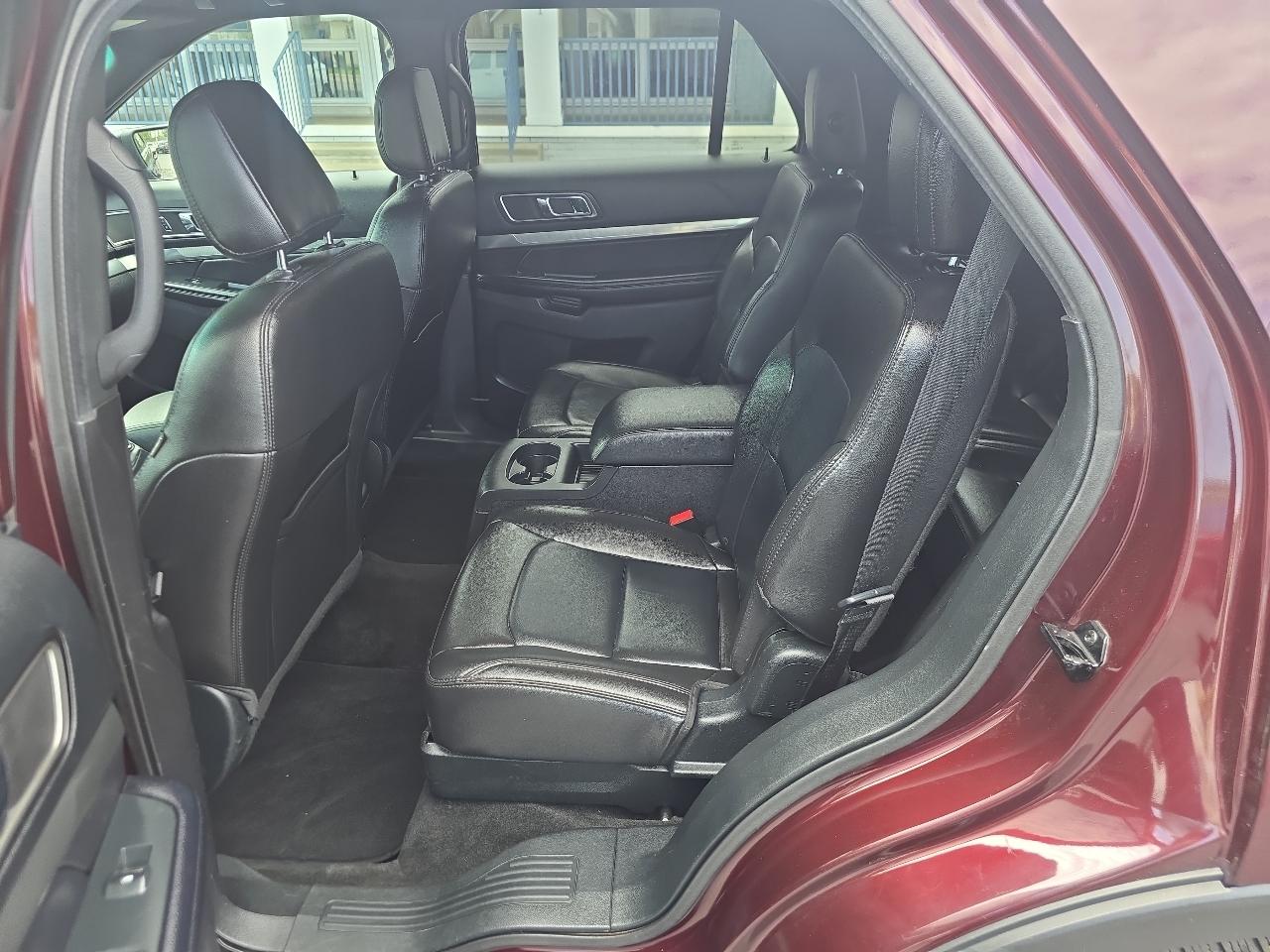 Ford Explorer 4dr XLT 4WD 2018