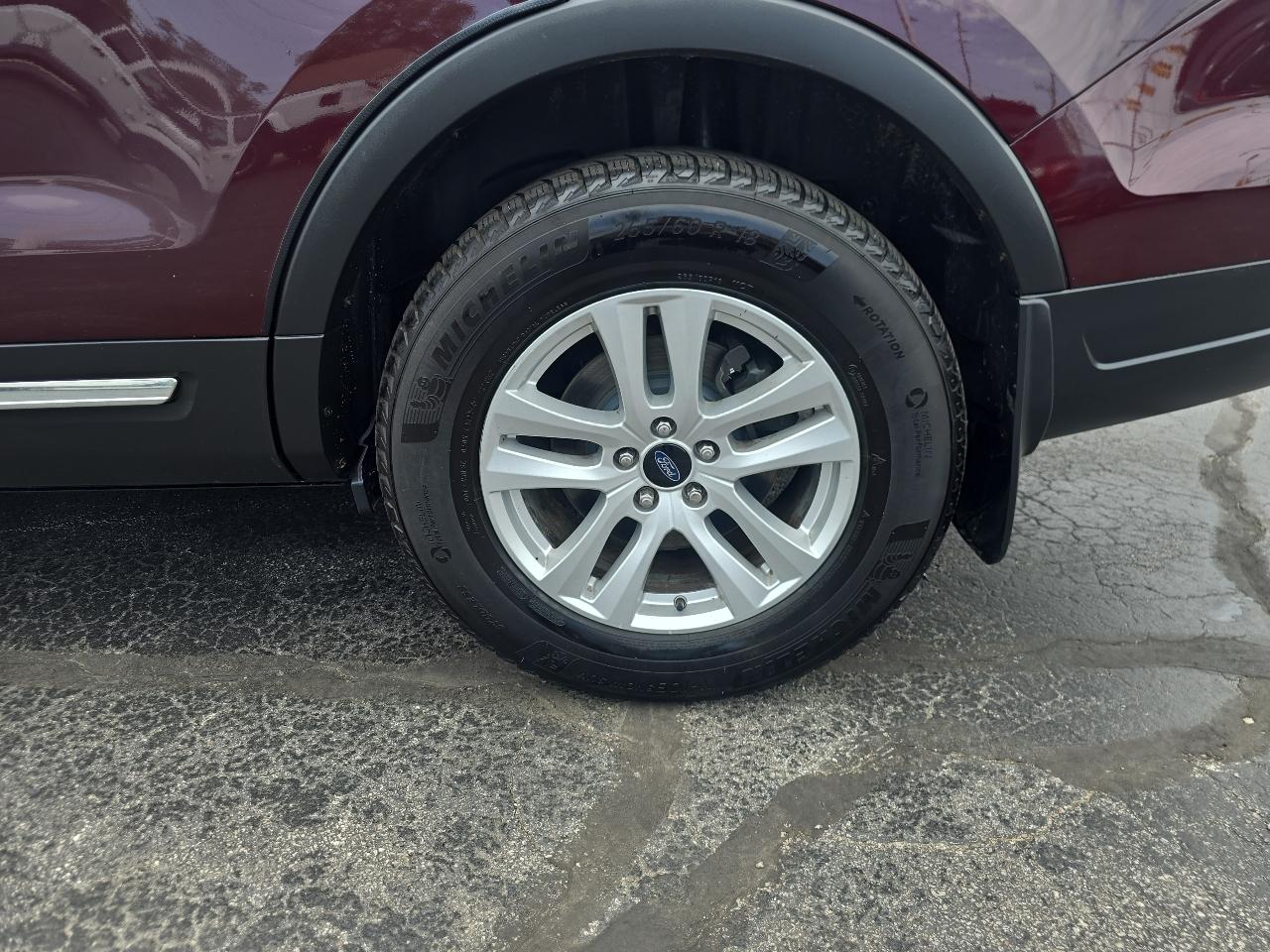 Ford Explorer 4dr XLT 4WD 2018