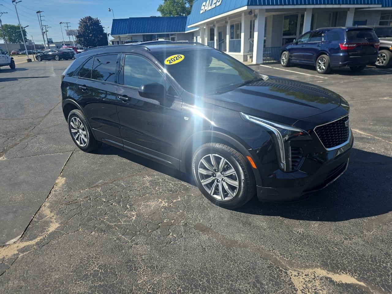 Cadillac XT4 AWD 4dr Sport 2020