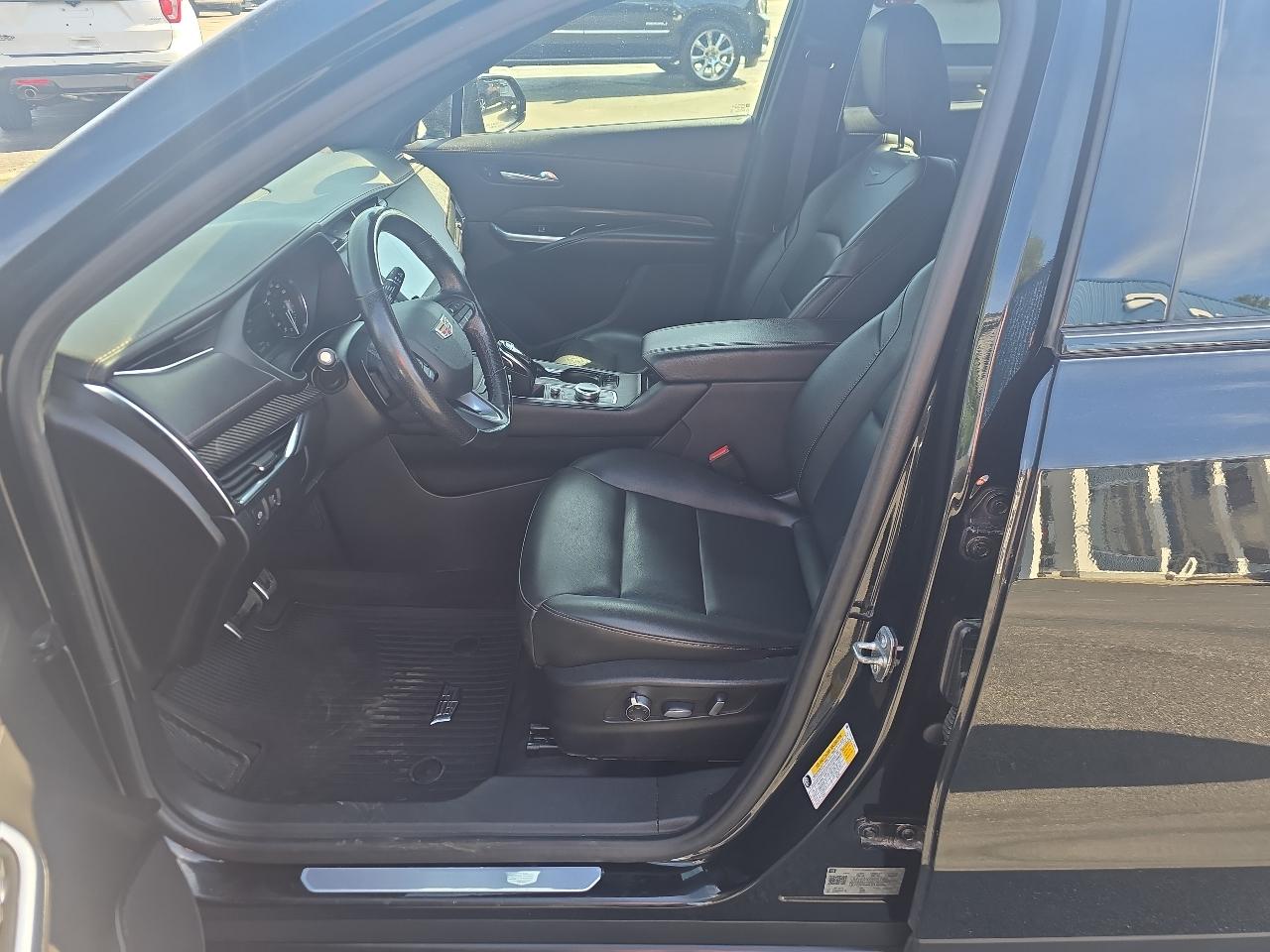 Cadillac XT4 AWD 4dr Sport 2020