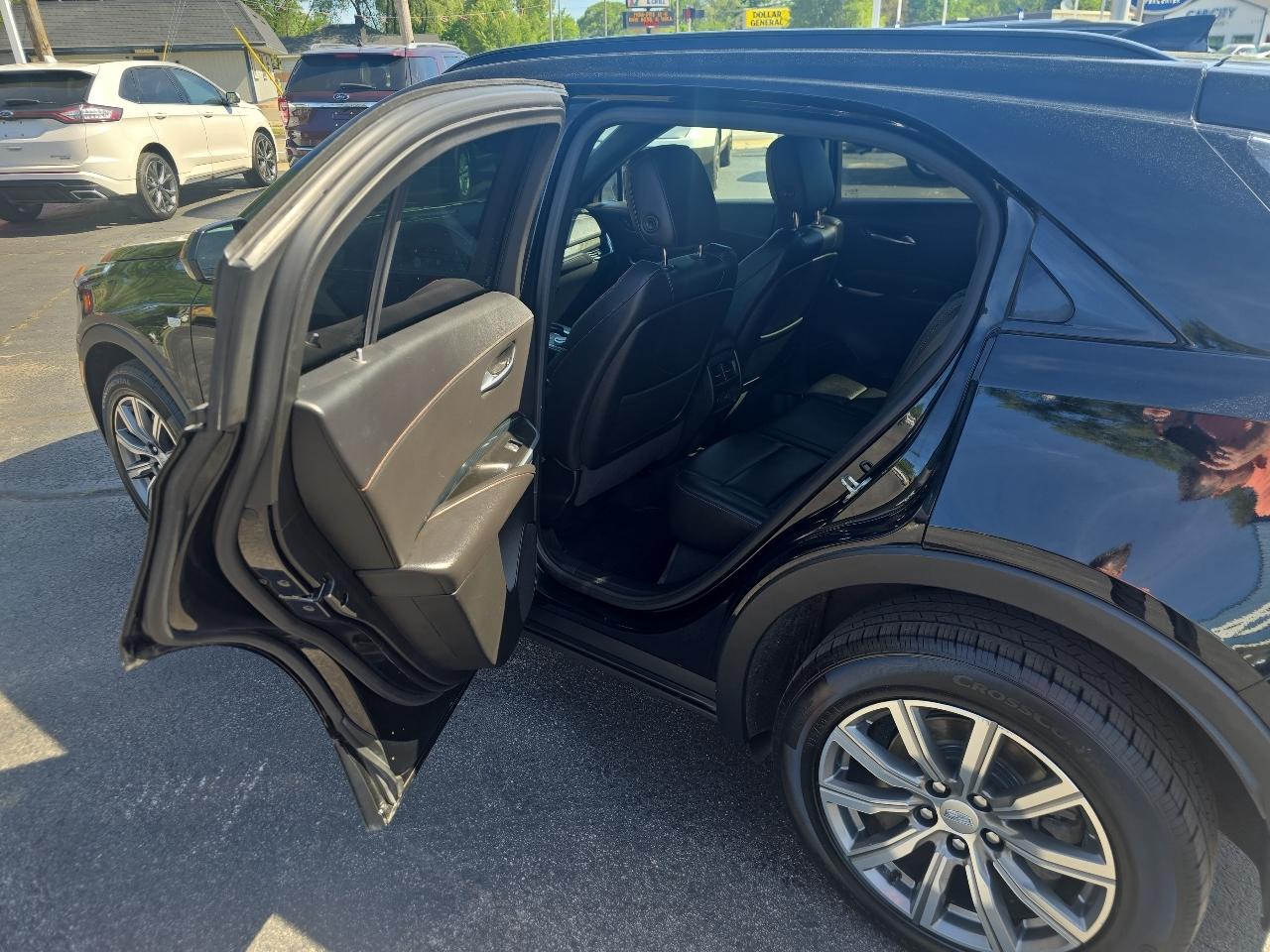 Cadillac XT4 AWD 4dr Sport 2020