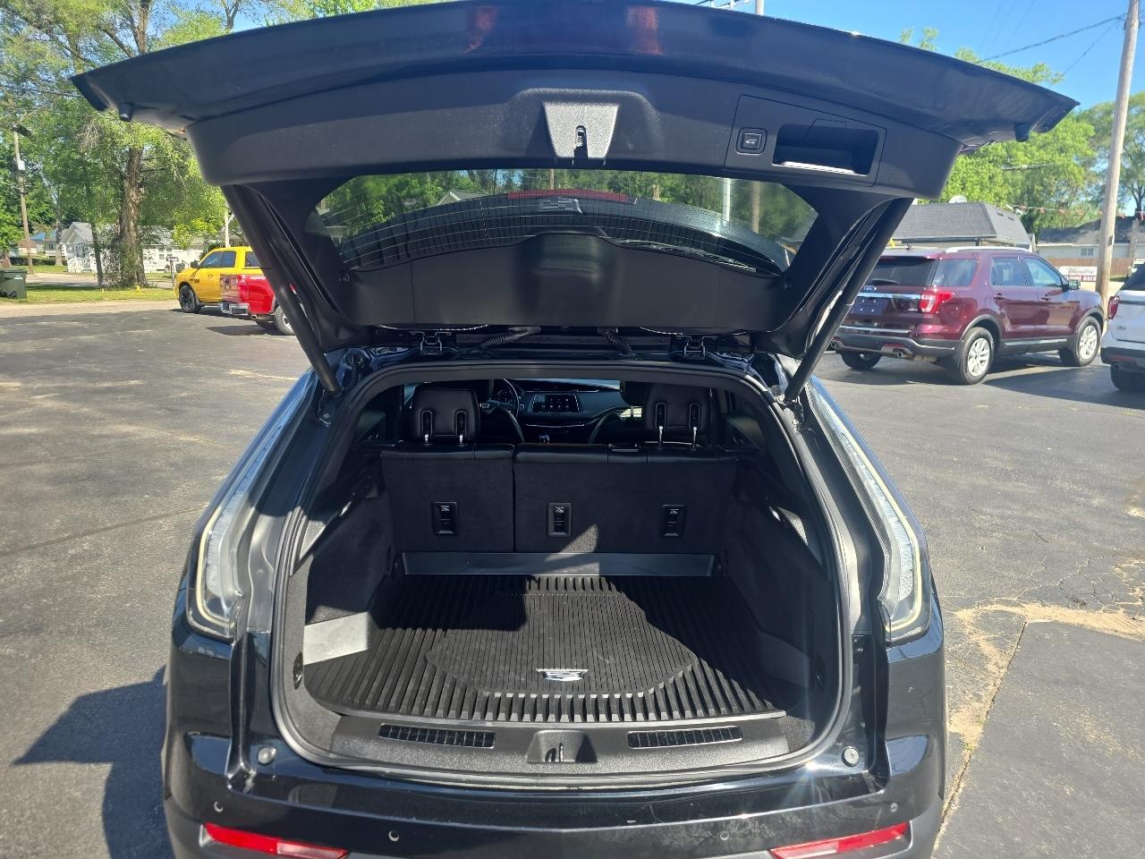 Cadillac XT4 AWD 4dr Sport 2020