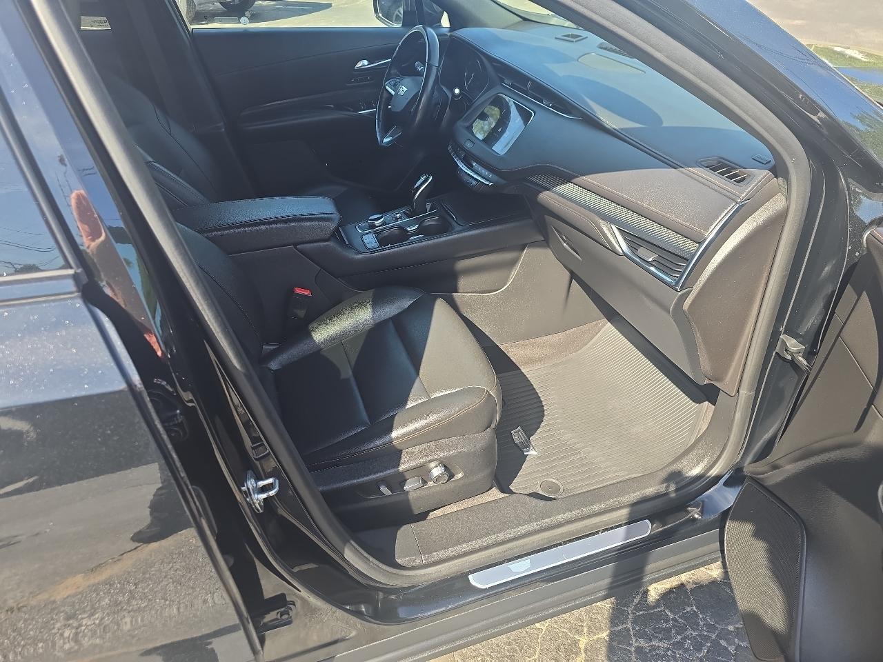 Cadillac XT4 AWD 4dr Sport 2020