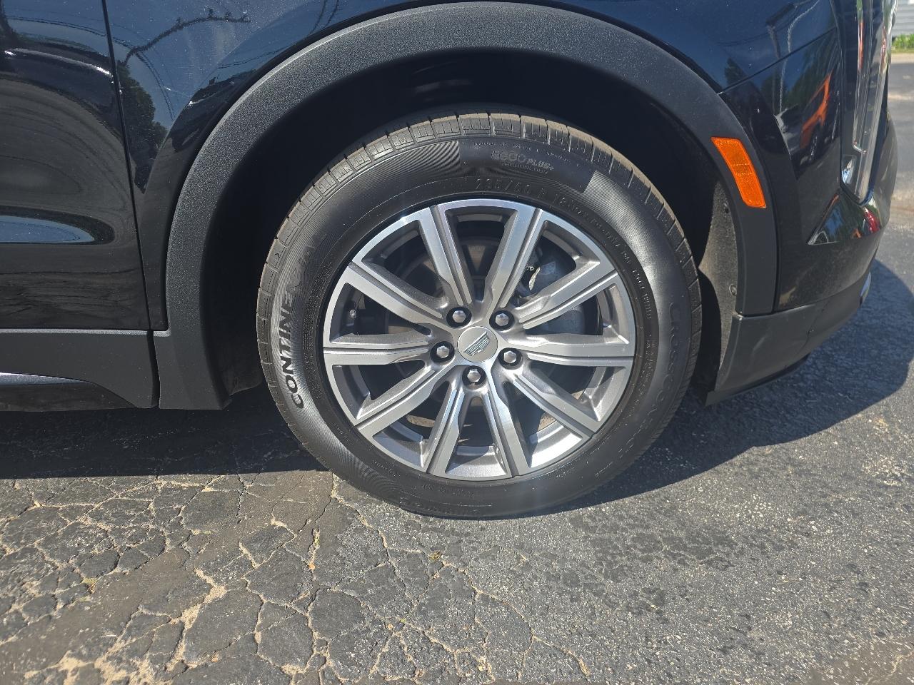 Cadillac XT4 AWD 4dr Sport 2020