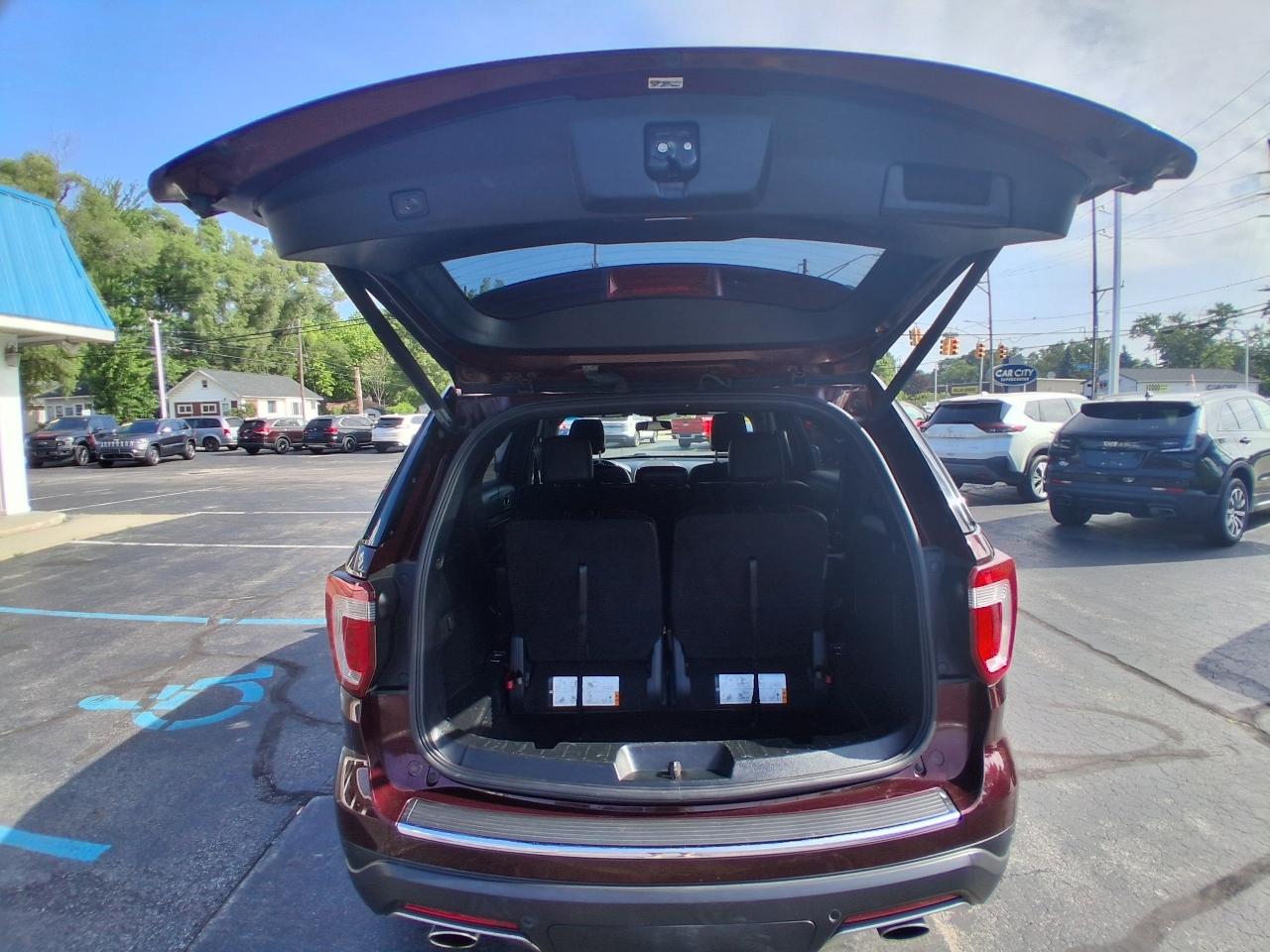 Ford Explorer XLT 4WD 2018