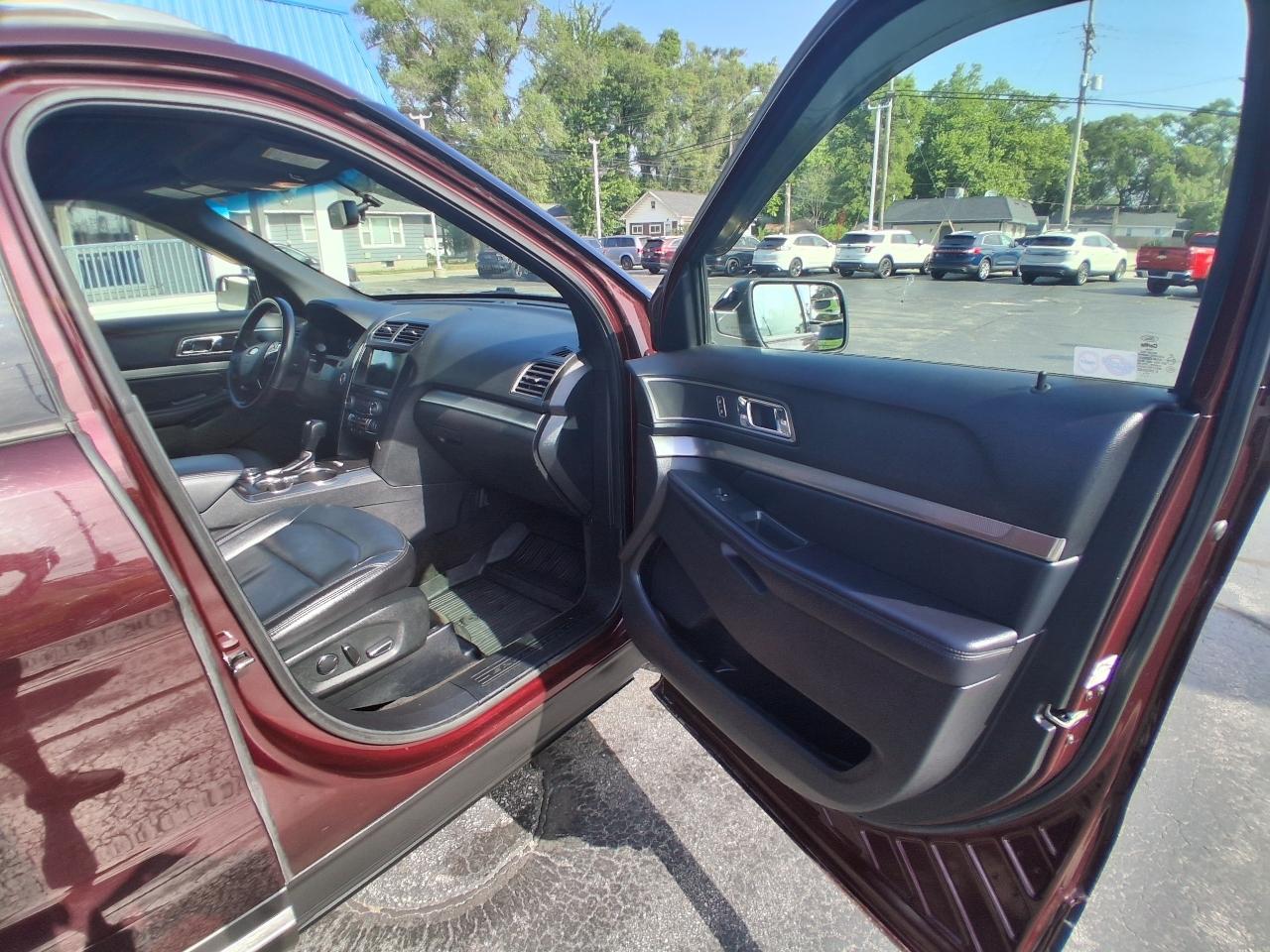 Ford Explorer XLT 4WD 2018