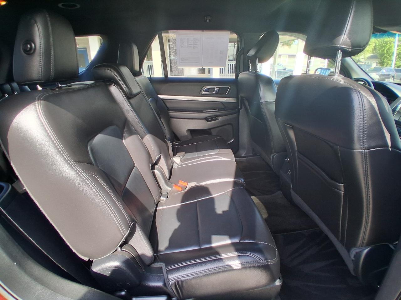 Ford Explorer XLT 4WD 2018