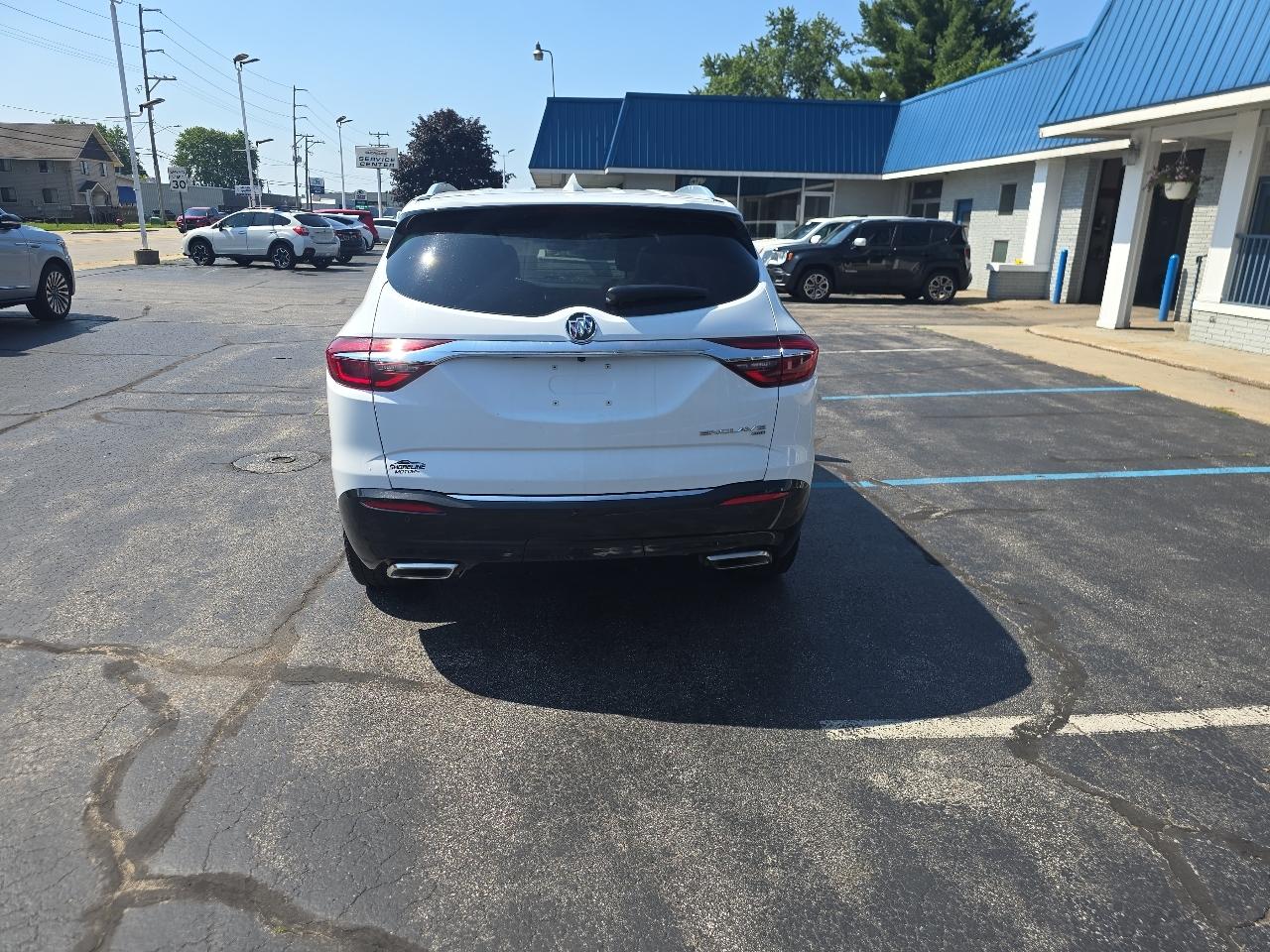 Buick Enclave AWD 4dr Essence 2019