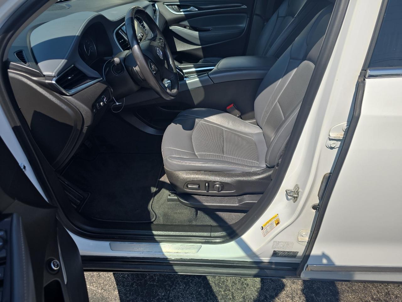 Buick Enclave AWD 4dr Essence 2019