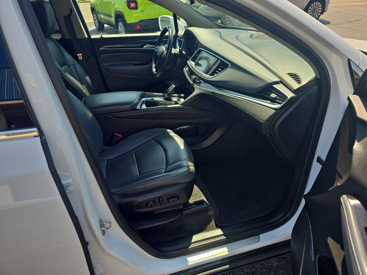 Buick Enclave AWD 4dr Essence 2019