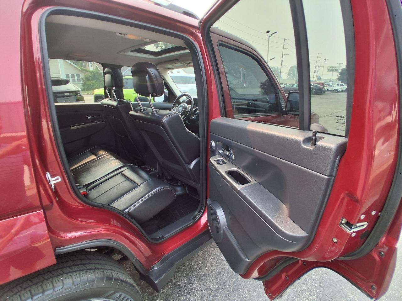 Jeep Liberty 4WD 4dr Limited Jet 2012