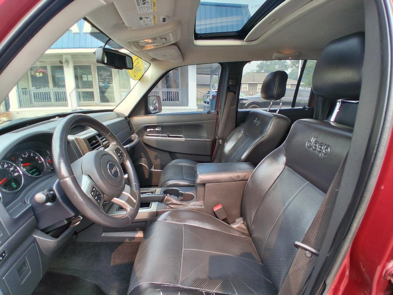 Jeep Liberty 4WD 4dr Limited Jet 2012