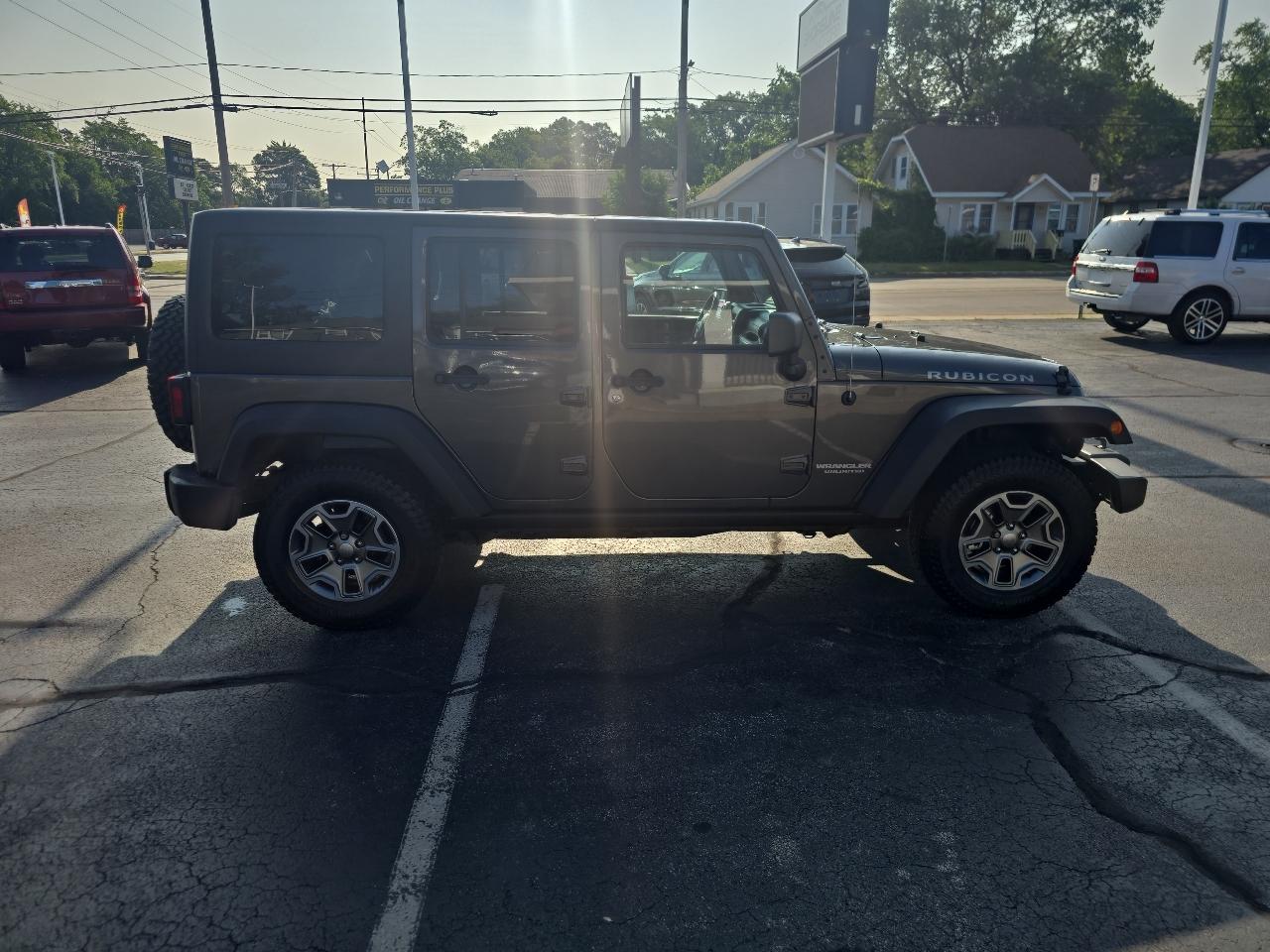 Jeep Wrangler Unlimited 4WD 4dr Rubicon 2014