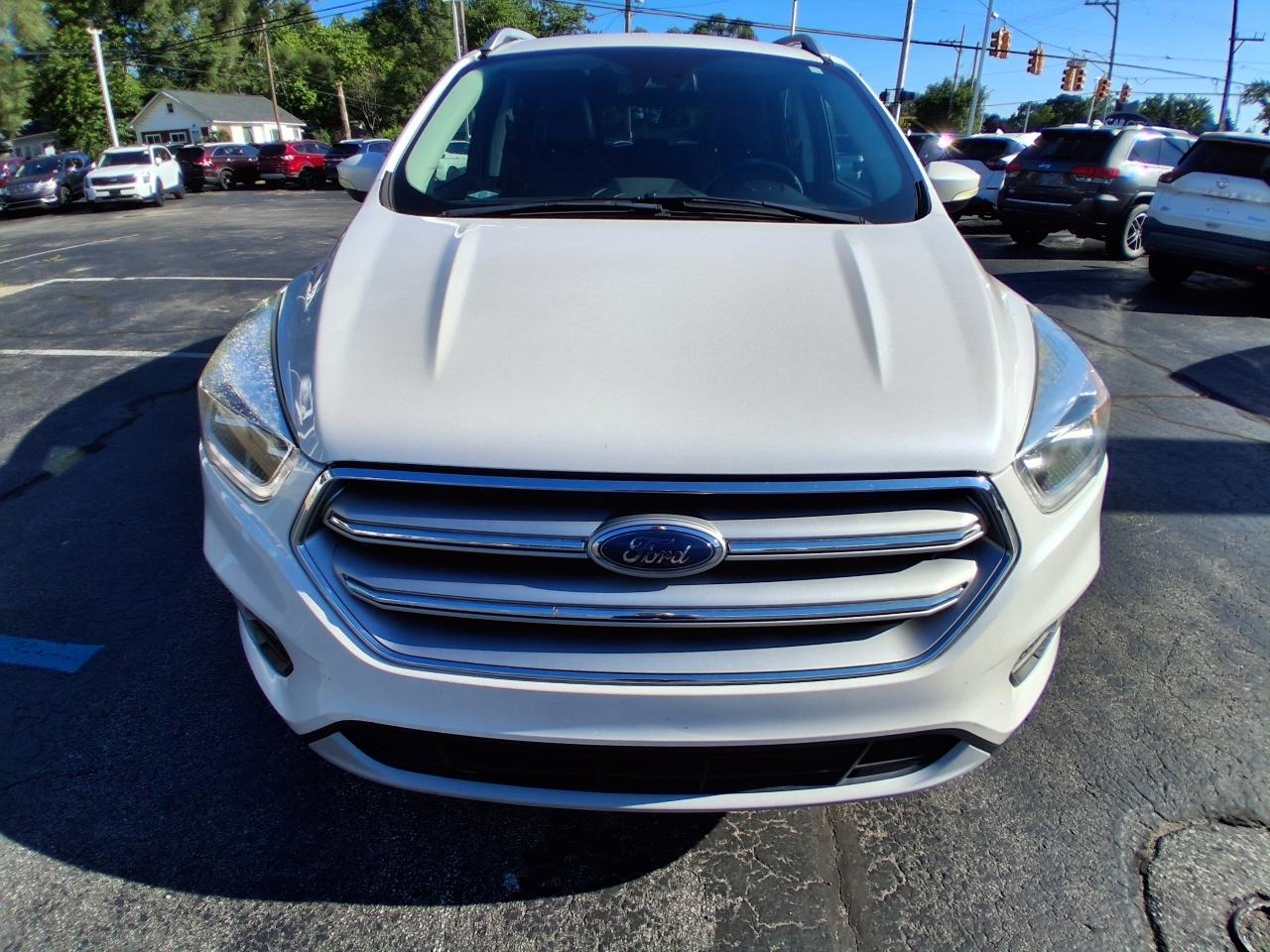 Ford Escape Titanium 4WD 2017