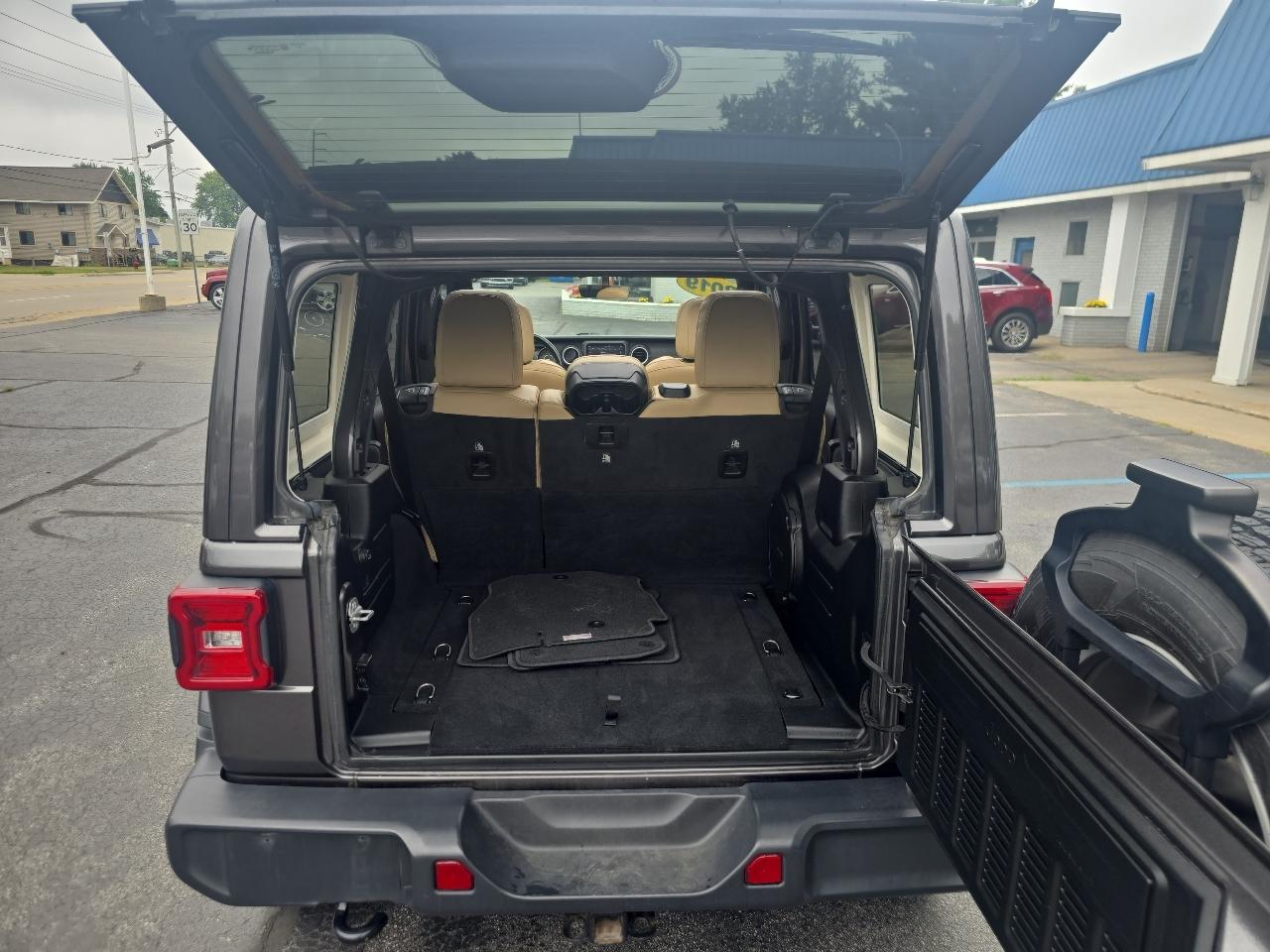 Jeep Wrangler Unlimited Sahara 4x4 2019