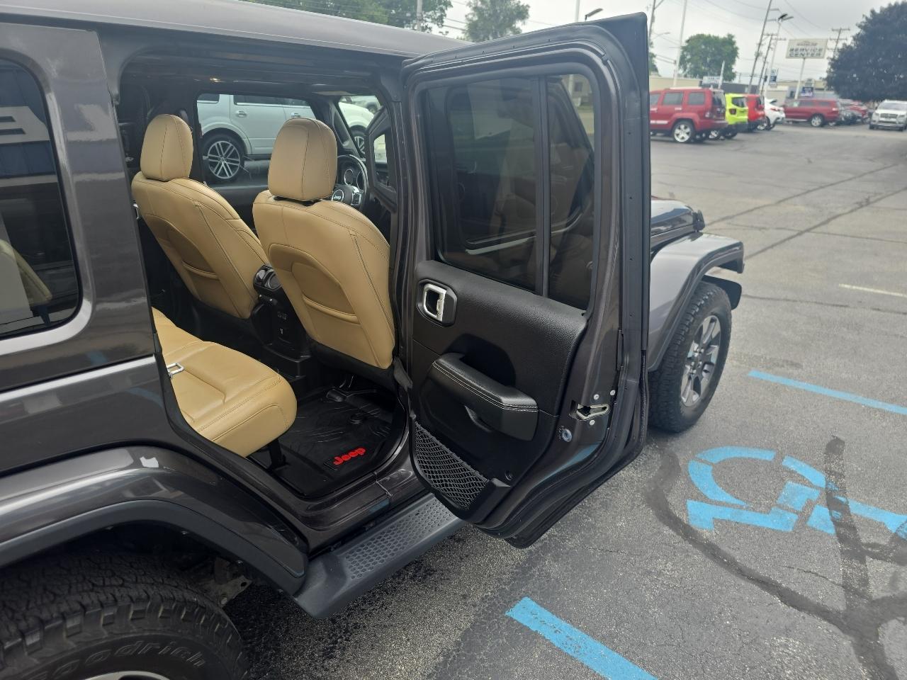 Jeep Wrangler Unlimited Sahara 4x4 2019