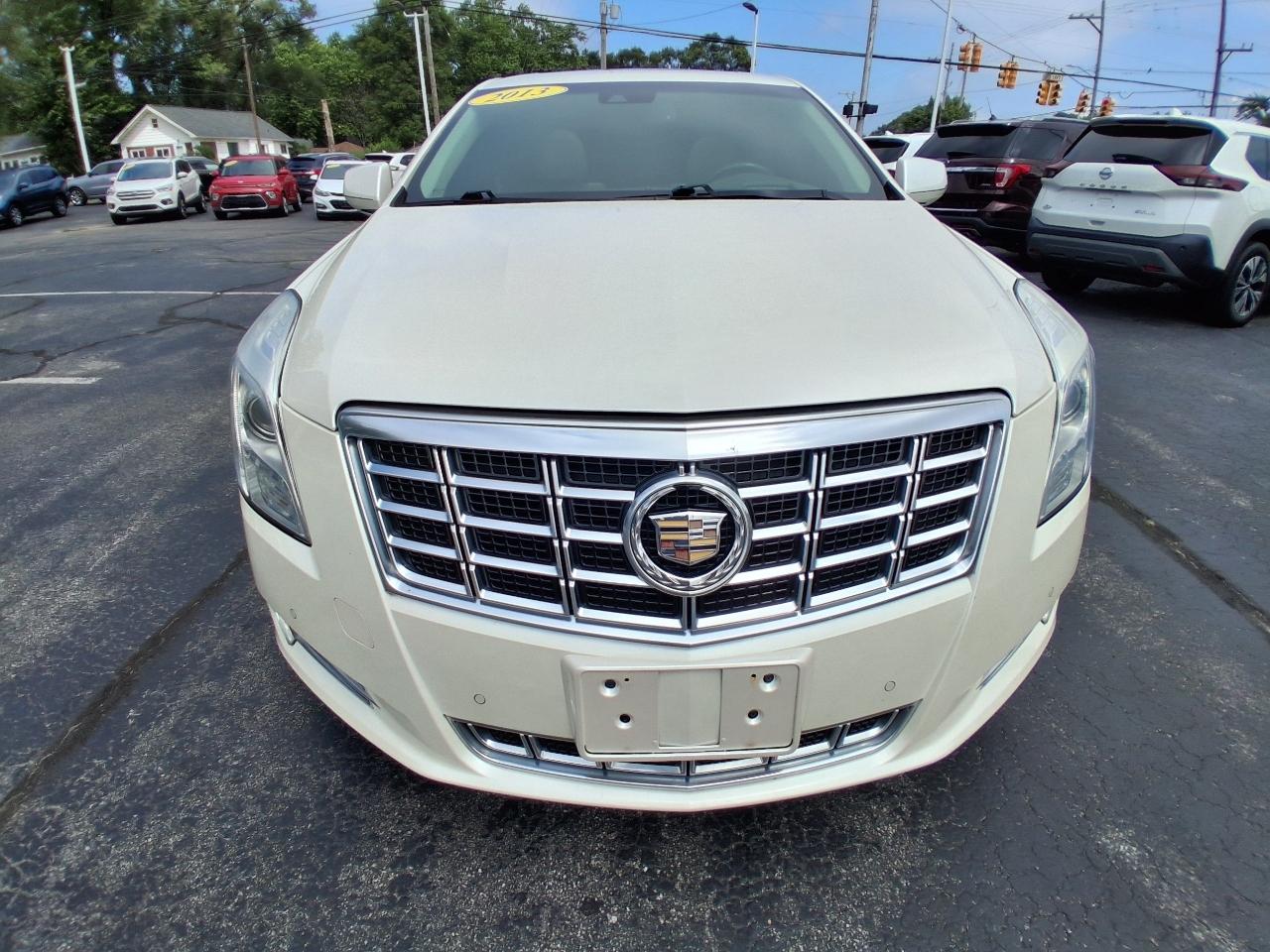 Cadillac XTS 4dr Sdn Premium AWD 2013