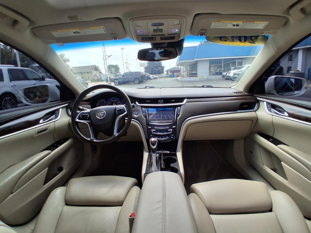 Cadillac XTS 4dr Sdn Premium AWD 2013