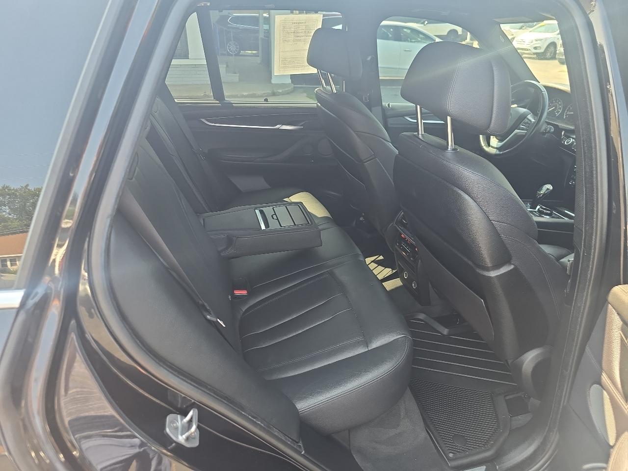 BMW X5 xDrive50i Sports Activity Vehicle 2017