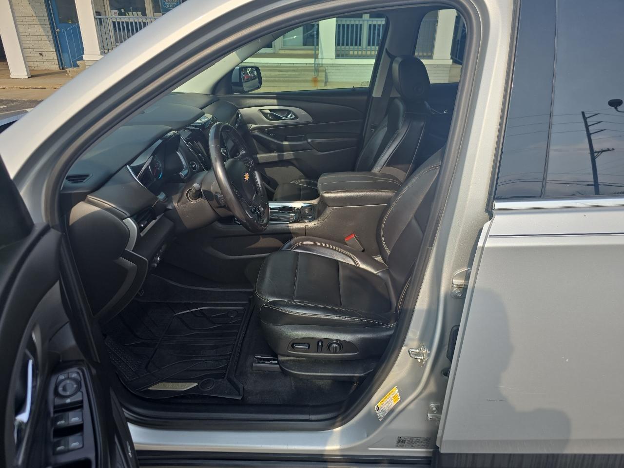 Chevrolet Traverse AWD 4dr LT Leather w/3LT 2018