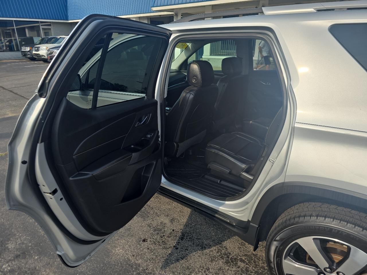 Chevrolet Traverse AWD 4dr LT Leather w/3LT 2018