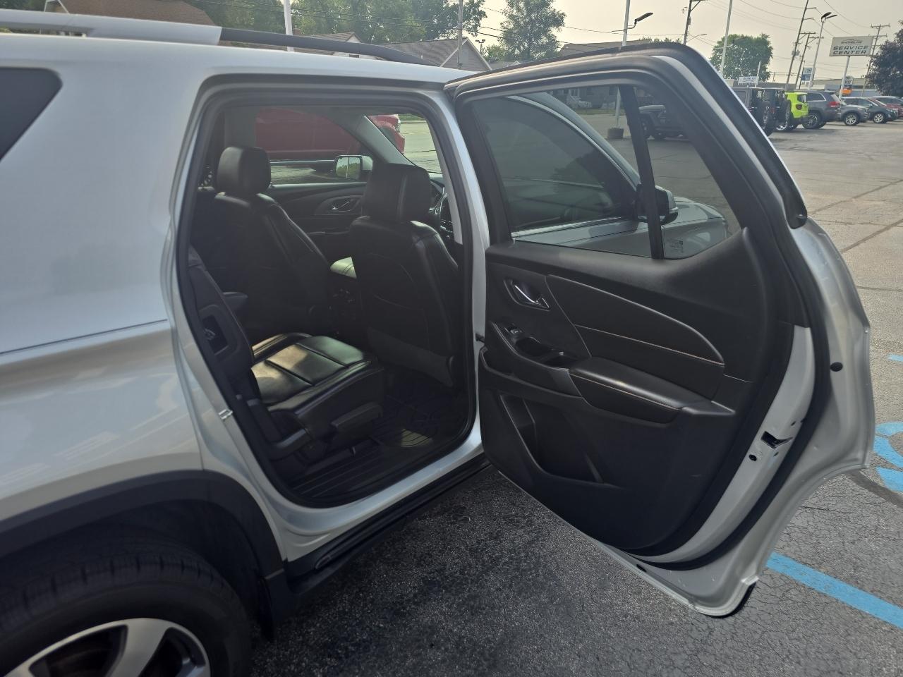 Chevrolet Traverse AWD 4dr LT Leather w/3LT 2018