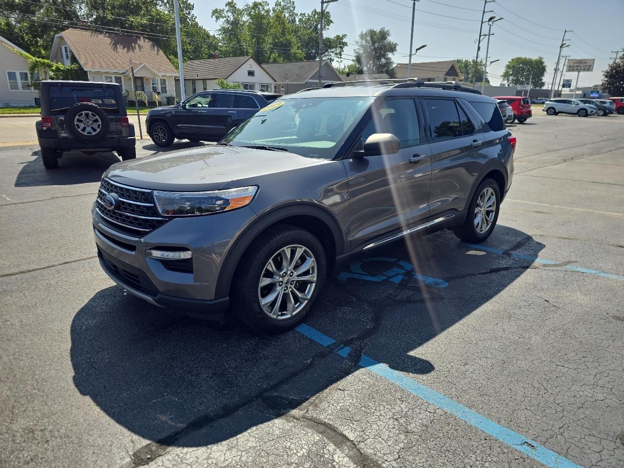 Ford Explorer XLT 4WD 2021