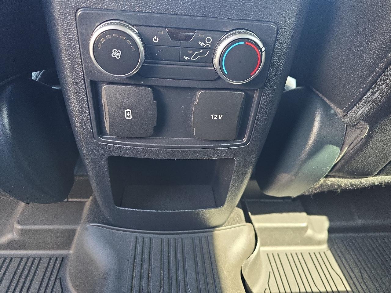 Ford Explorer XLT 4WD 2021