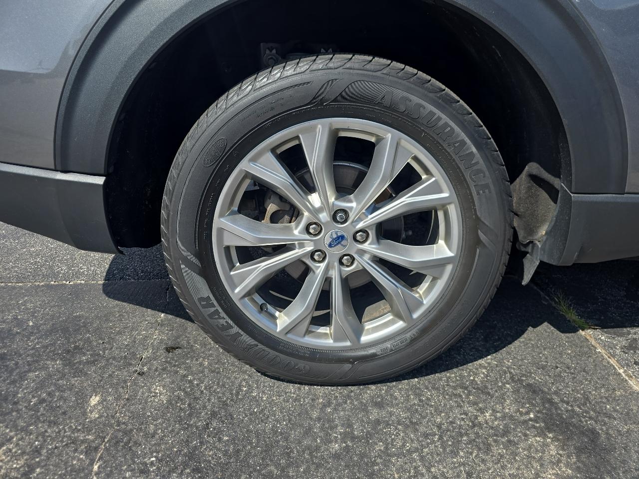 Ford Explorer XLT 4WD 2021