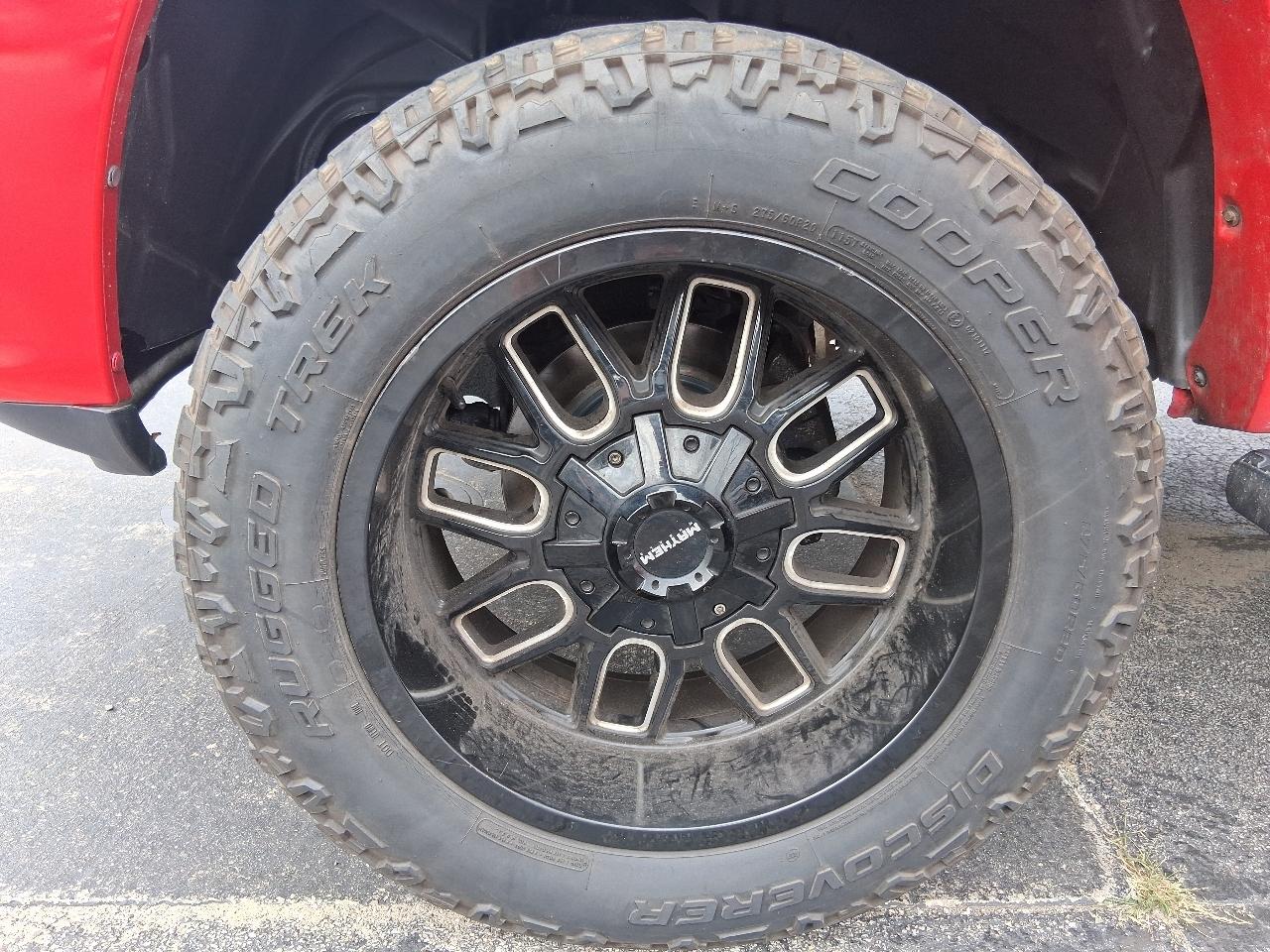 RAM 1500 4WD Crew Cab 140.5" Sport 2016