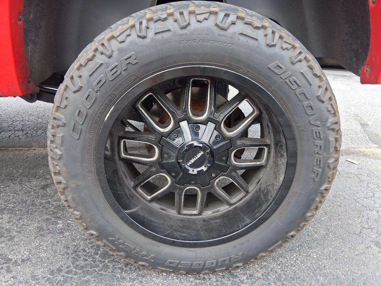 RAM 1500 4WD Crew Cab 140.5" Sport 2016