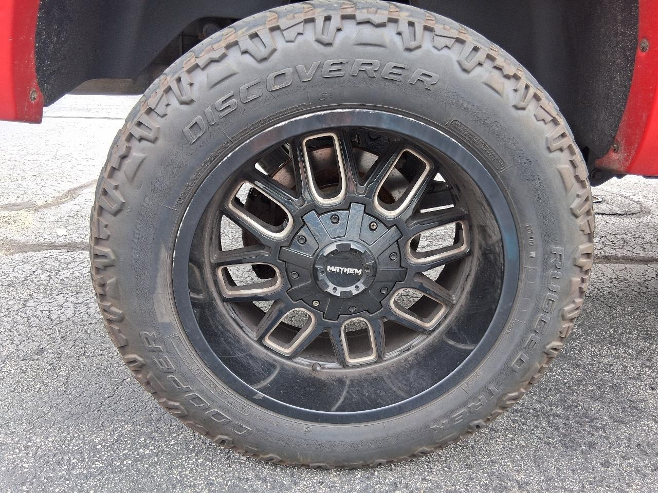 RAM 1500 4WD Crew Cab 140.5" Sport 2016