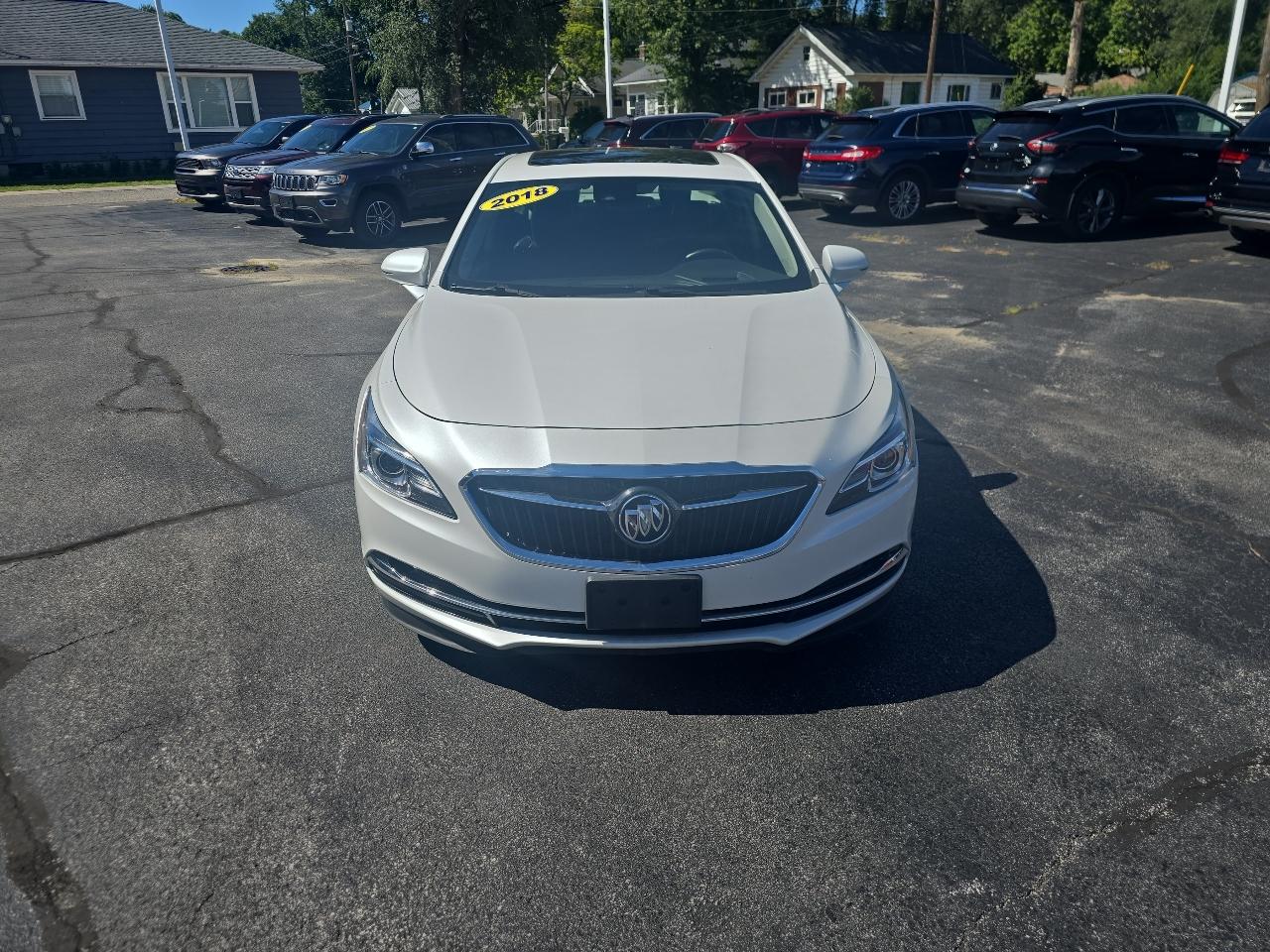 Buick LaCrosse 4dr Sdn Premium AWD 2018