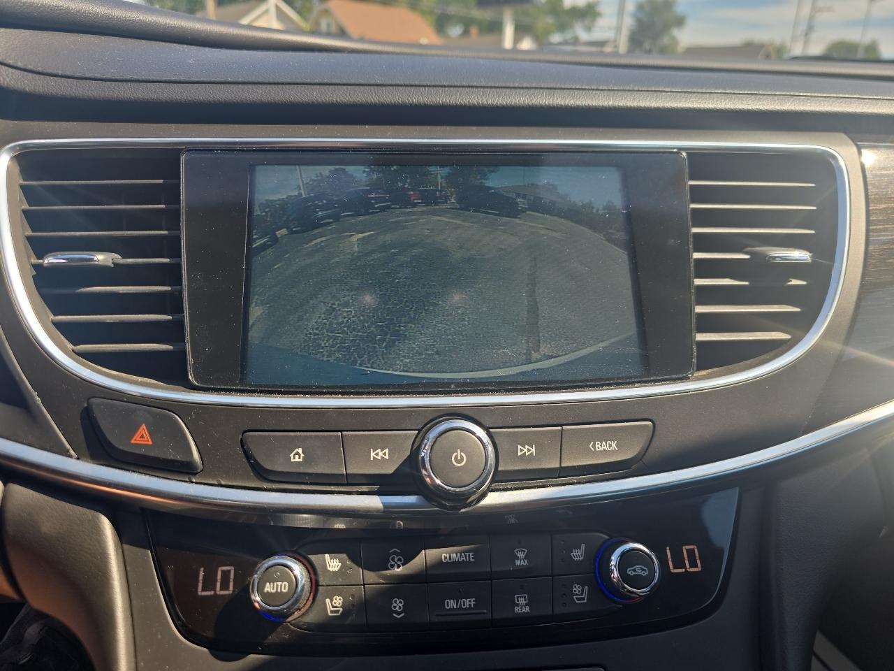 Buick LaCrosse 4dr Sdn Premium AWD 2018