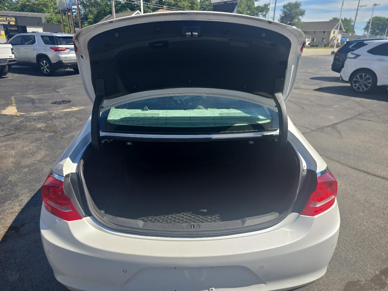 Buick LaCrosse 4dr Sdn Premium AWD 2018