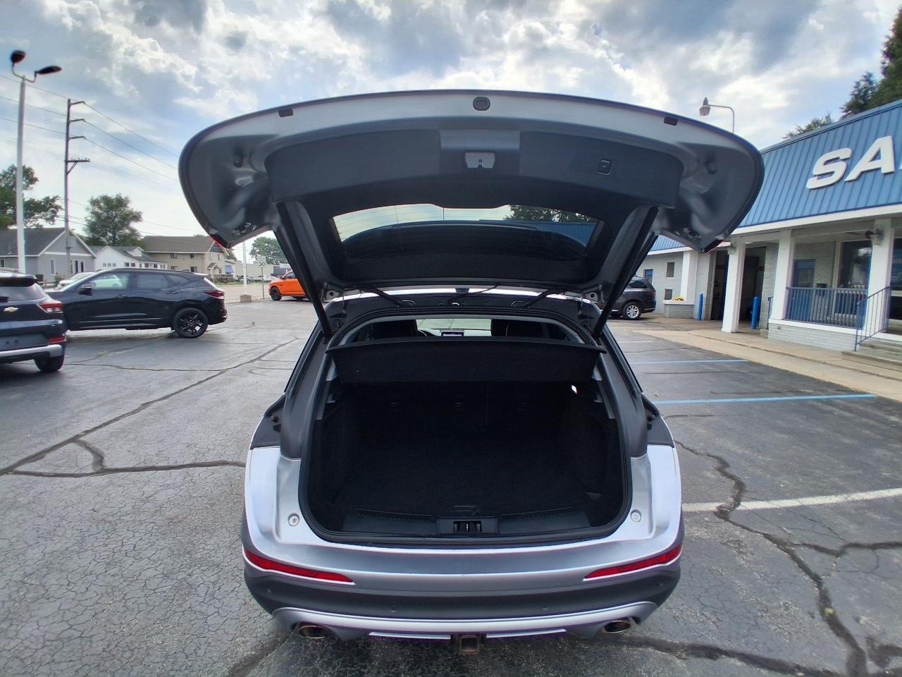 Lincoln Corsair Standard AWD 2021