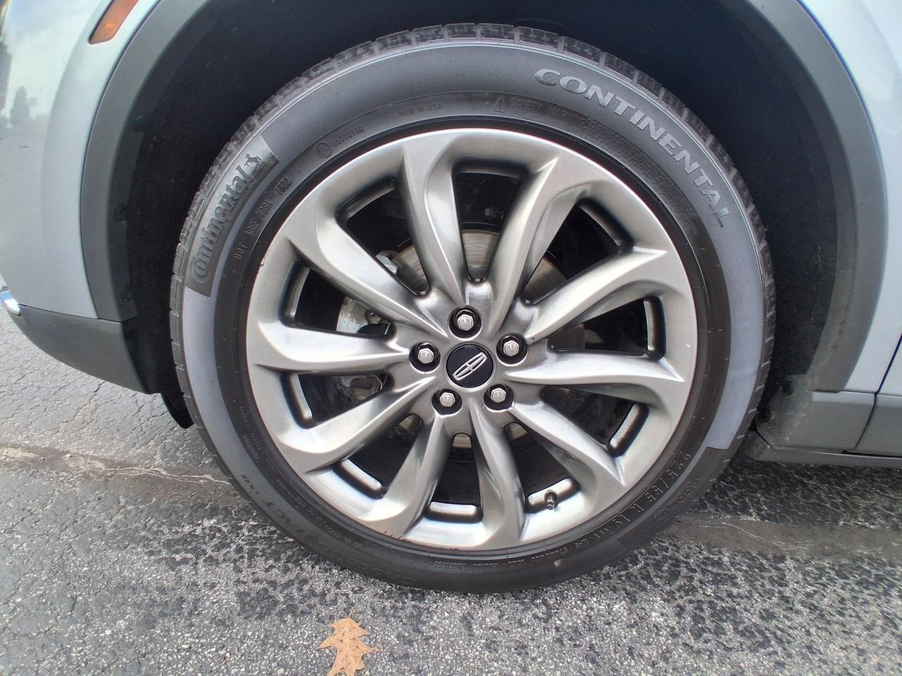 Lincoln Corsair Standard AWD 2021