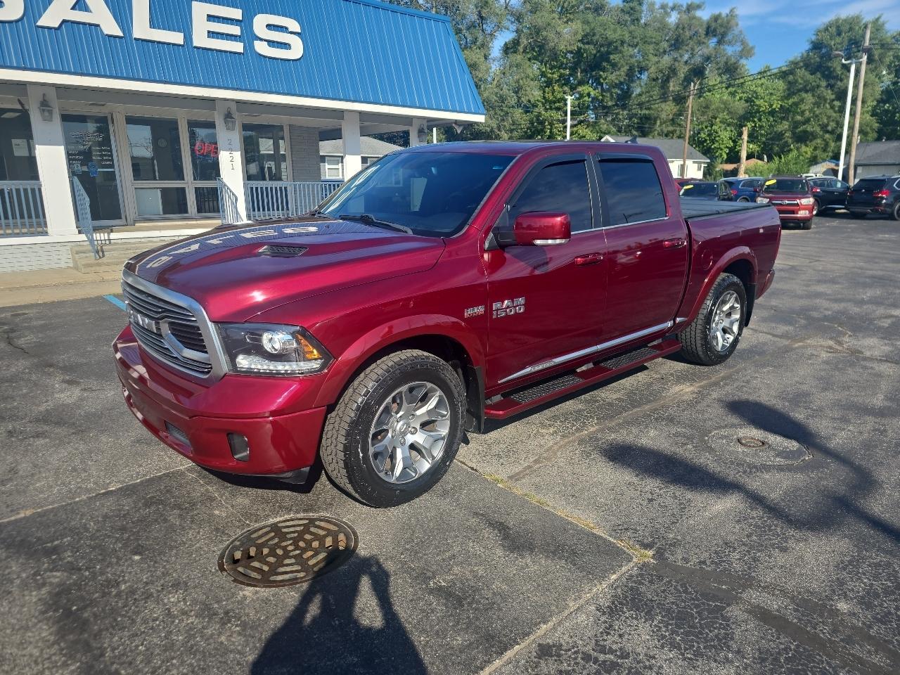 RAM 1500 Limited 4x4 Crew Cab 5'7" Box *Ltd Avail* 2018