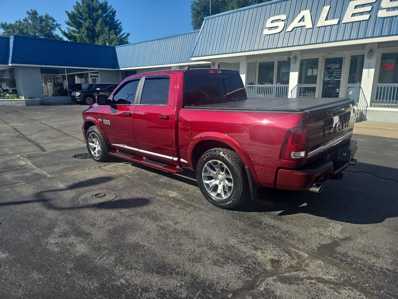 RAM 1500 Limited 4x4 Crew Cab 5'7" Box *Ltd Avail* 2018