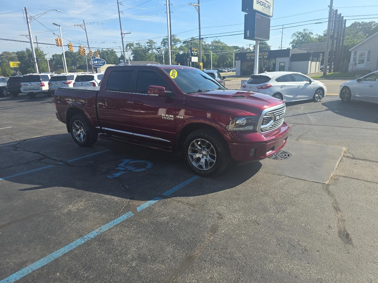 RAM 1500 Limited 4x4 Crew Cab 5'7" Box *Ltd Avail* 2018